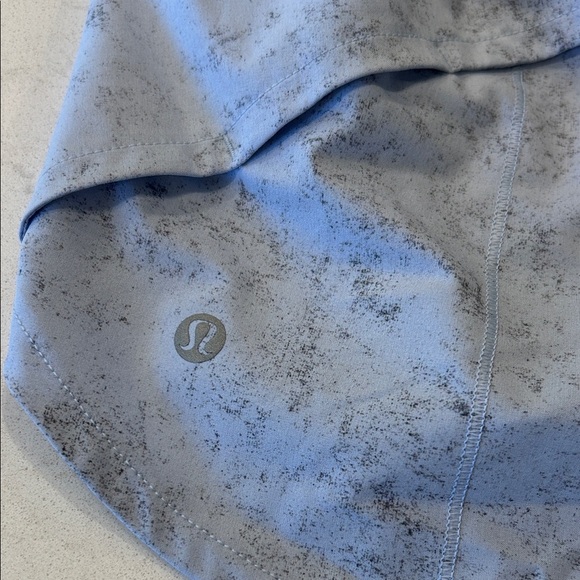 Lululemon Speed Up Mid Rise Short 4" Lined size 4 Gravel Dust Pastel Blue Purple - Picture 12 of 14